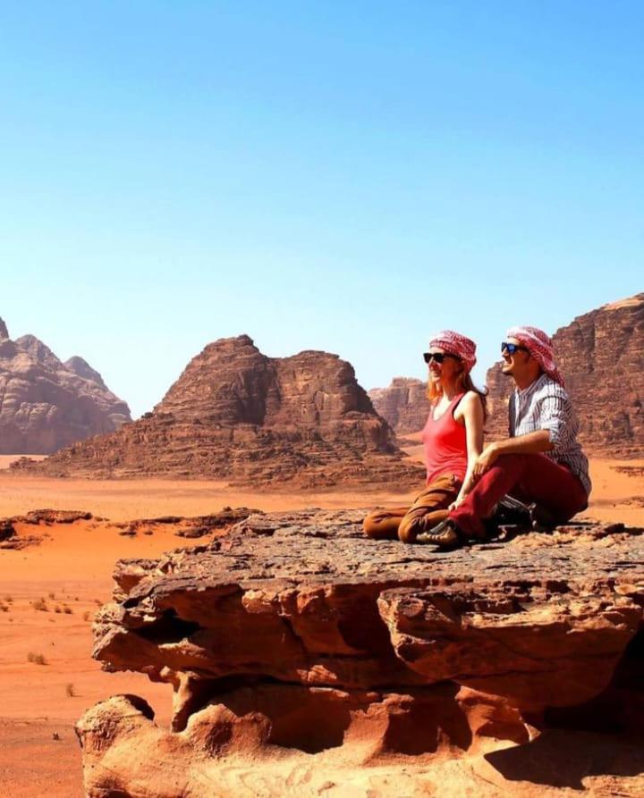 Saleem With Jeep Tour Apartment Wadi Rum Exterior photo